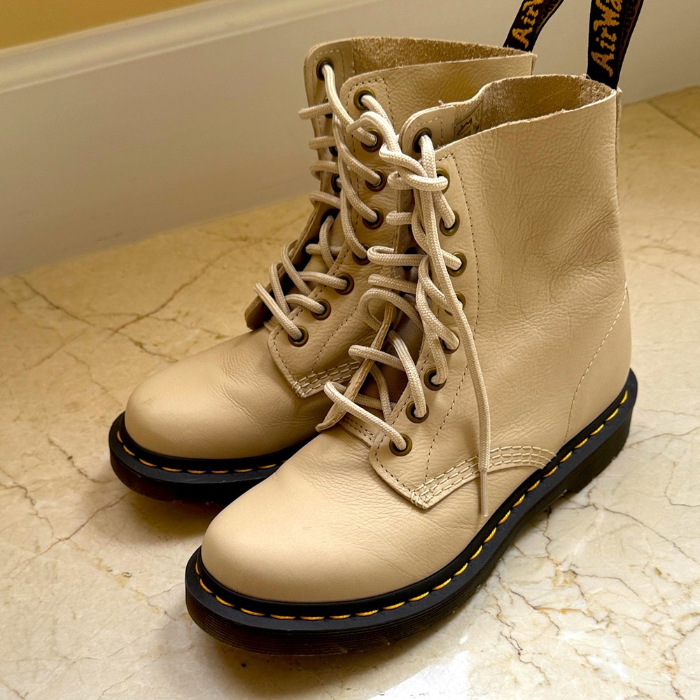 Stylish Cream Lace-Up Boots Dr Martens